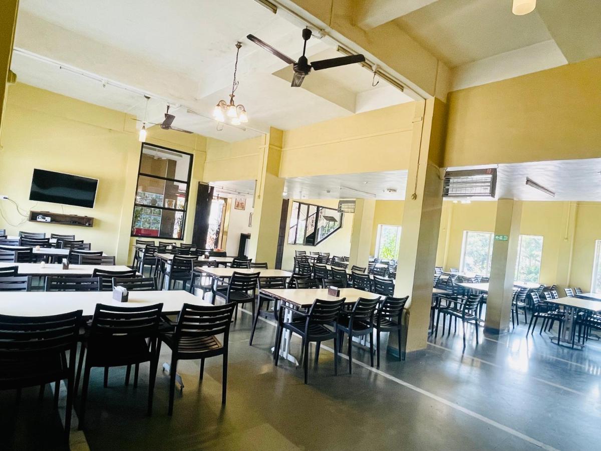 Hotel Manik Moti لونافالا المظهر الخارجي الصورة