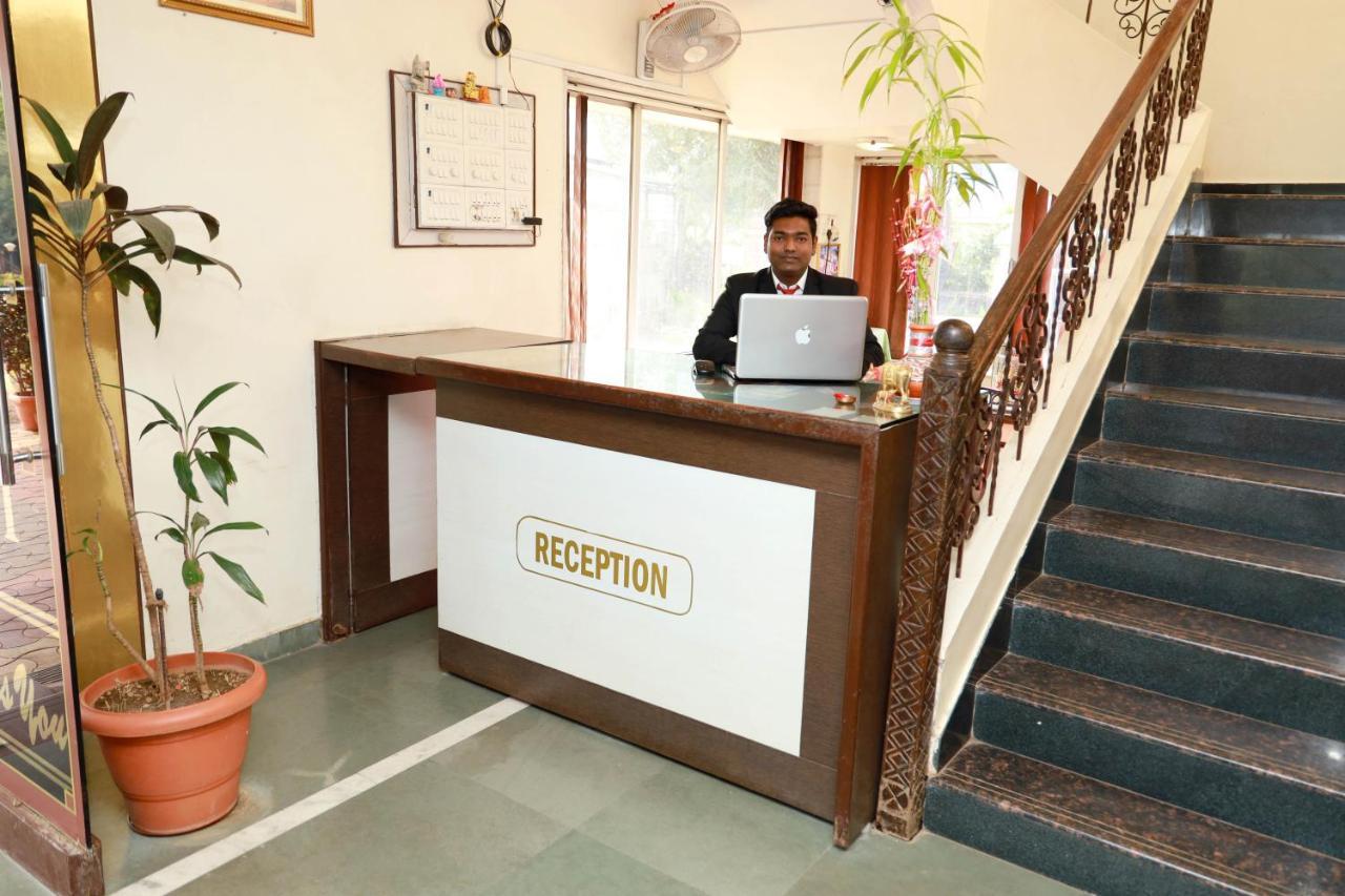 Hotel Manik Moti لونافالا المظهر الخارجي الصورة