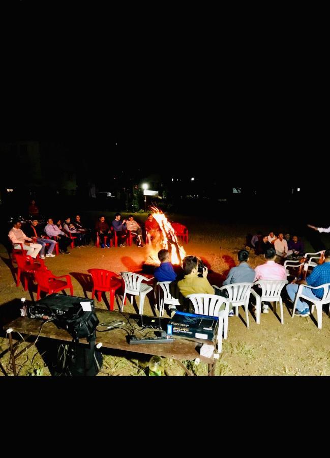 Hotel Manik Moti لونافالا المظهر الخارجي الصورة